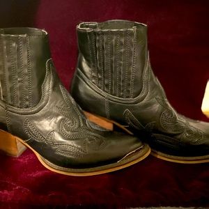 Arider Girl western booties size 5.5